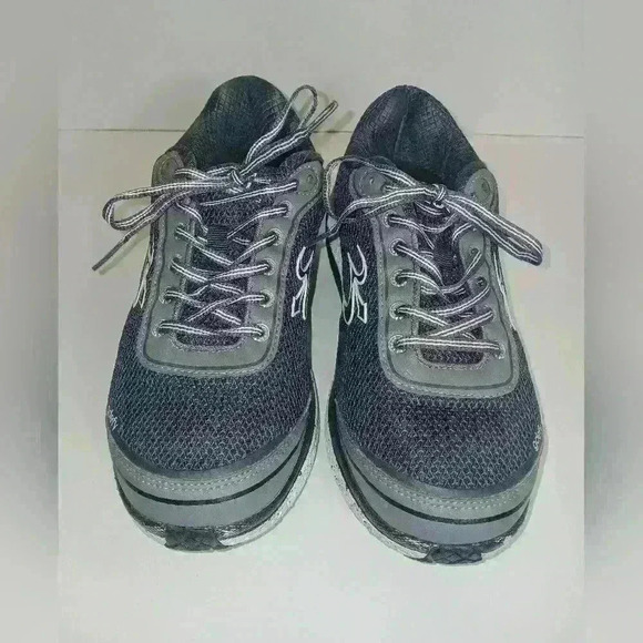 G-DEFY GRAVITY DEFYER MIGHTY WALK SHOES. - Picture 2 of 8